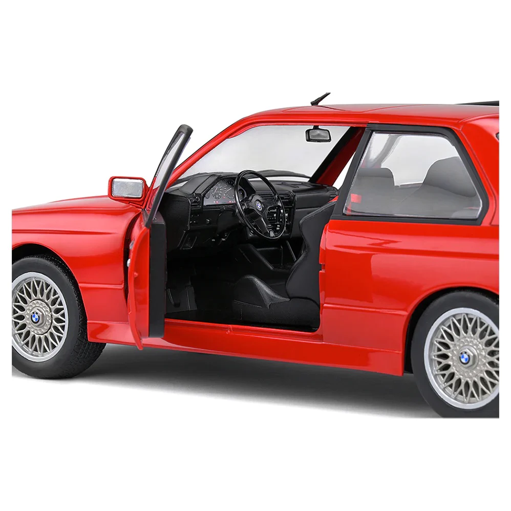 Solido 1986 BMW E30 M3 Henna Red 1:18 - Image 4