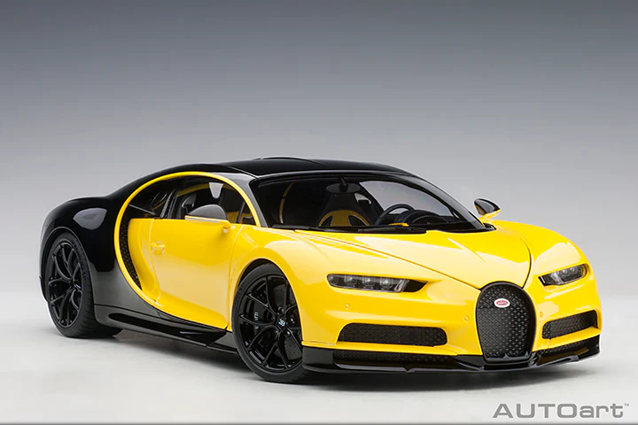 AUTOart 2017 Bugatti Chiron Juane Molsheim Yellow w/ Nocturne Black 1:18 - Image 16