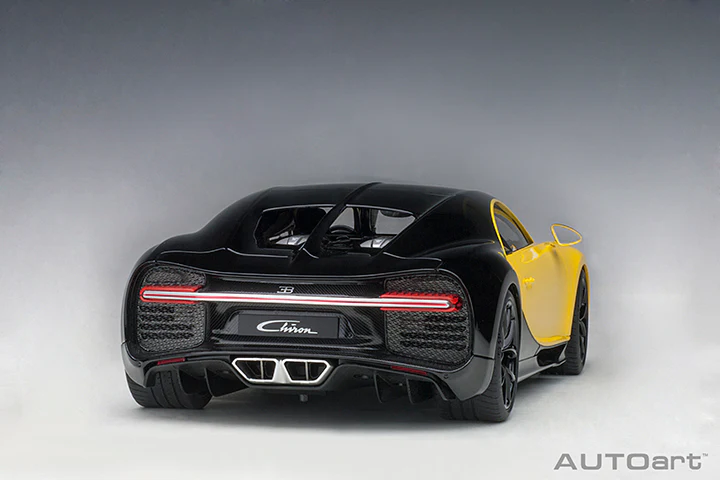AUTOart 2017 Bugatti Chiron Juane Molsheim Yellow w/ Nocturne Black 1:18 - Image 19