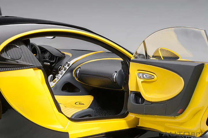 AUTOart 2017 Bugatti Chiron Juane Molsheim Yellow w/ Nocturne Black 1:18 - Image 9