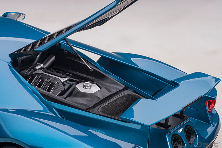 AUTOart 2017 Ford GT Liquid Blue 1:12 - Image 11