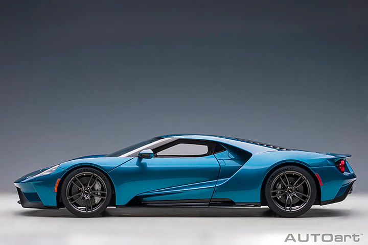 AUTOart 2017 Ford GT Liquid Blue 1:12 - Image 3