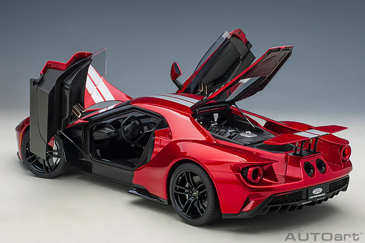 AUTOart 2017 Ford GT Red w/ Silver Stripes 1:12 - Image 12