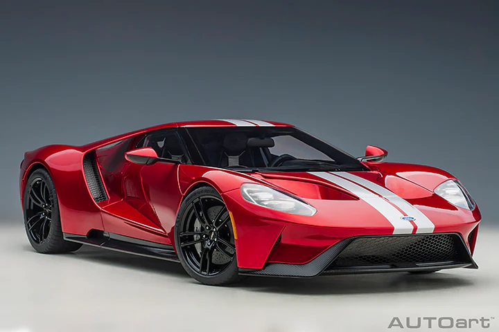 AUTOart 2017 Ford GT Red w/ Silver Stripes 1:12 - Image 13
