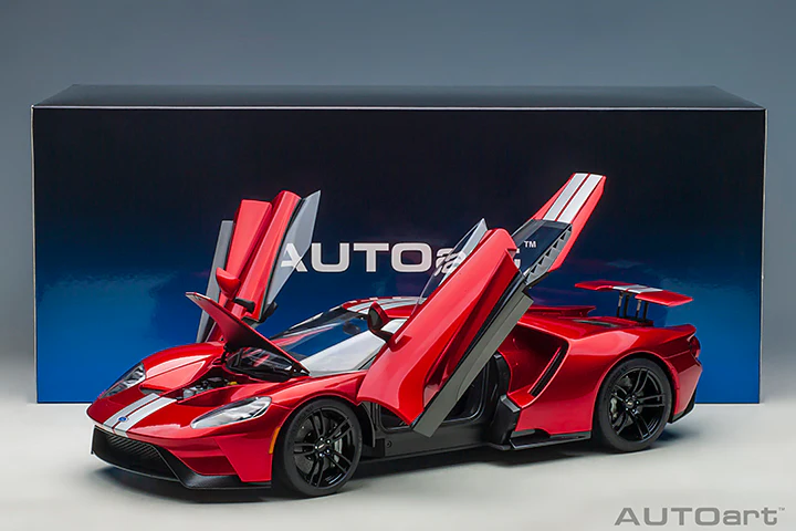AUTOart 2017 Ford GT Red w/ Silver Stripes 1:12 - Image 17