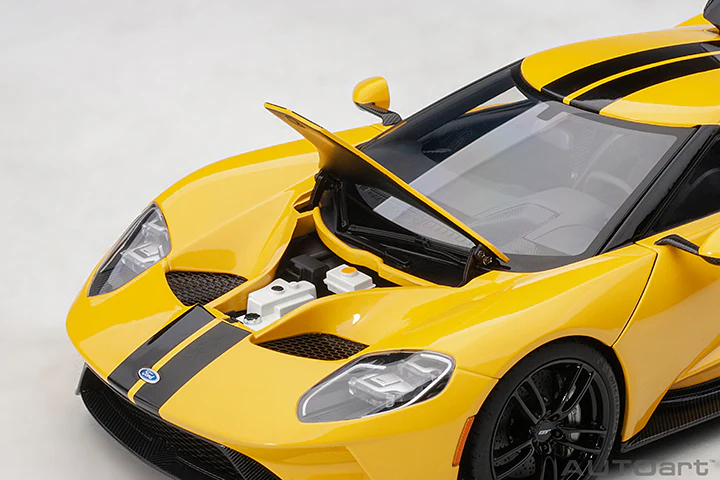 AUTOart 2017 Ford GT Triple Yellow w/ Black Stripes 1:18 - Image 10