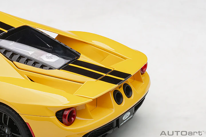 AUTOart 2017 Ford GT Triple Yellow w/ Black Stripes 1:18 - Image 13