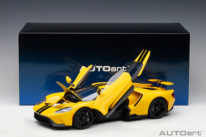 AUTOart 2017 Ford GT Triple Yellow w/ Black Stripes 1:18 - Image 18