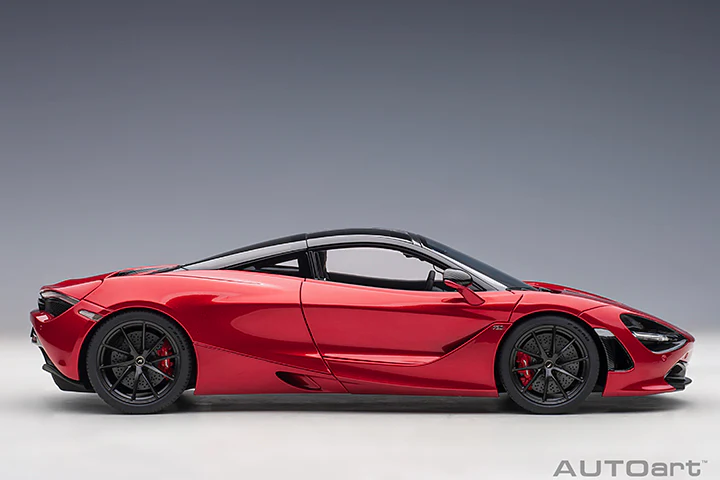 AUTOart 2017 Mclaren 720S Memphis Red Metallic 1:18 - Image 4