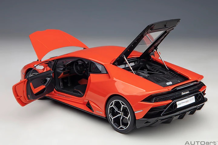 AUTOart 2018 Lamborghini Huracan EVO Arancio Xanto (Golden Orange) 1:18 - Image 15