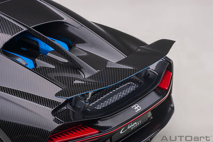 AUTOart 2019 Bugatti Chiron Sport French Racing Blue & Carbon Fiber 1:18 - Image 14