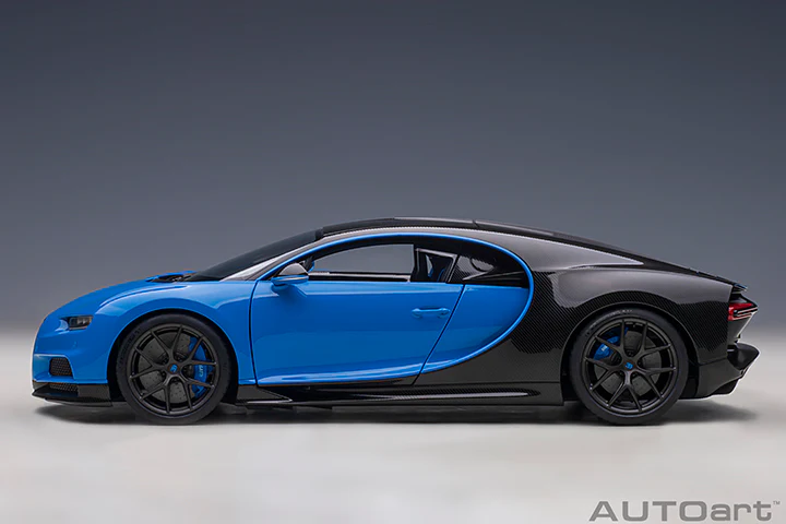 AUTOart 2019 Bugatti Chiron Sport French Racing Blue & Carbon Fiber 1:18 - Image 3