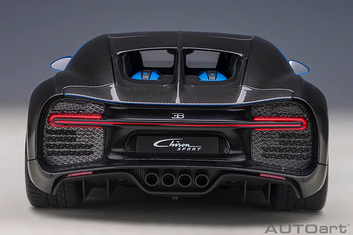 AUTOart 2019 Bugatti Chiron Sport French Racing Blue & Carbon Fiber 1:18 - Image 6