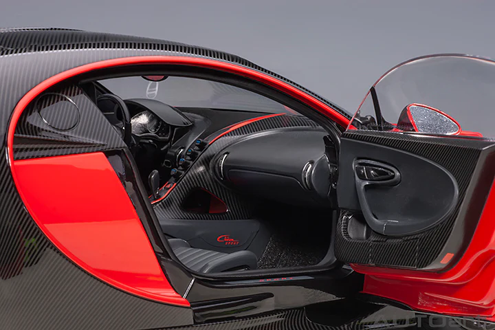 AUTOart 2019 Bugatti Chiron Sport Italian Red w/ Carbon Fiber 1:18 - Image 8