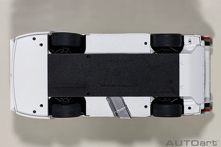 AUTOart Audi Quattro S1 Pikes Peak Winner 1987, W. Rohrl #1 1:18 - Image 8