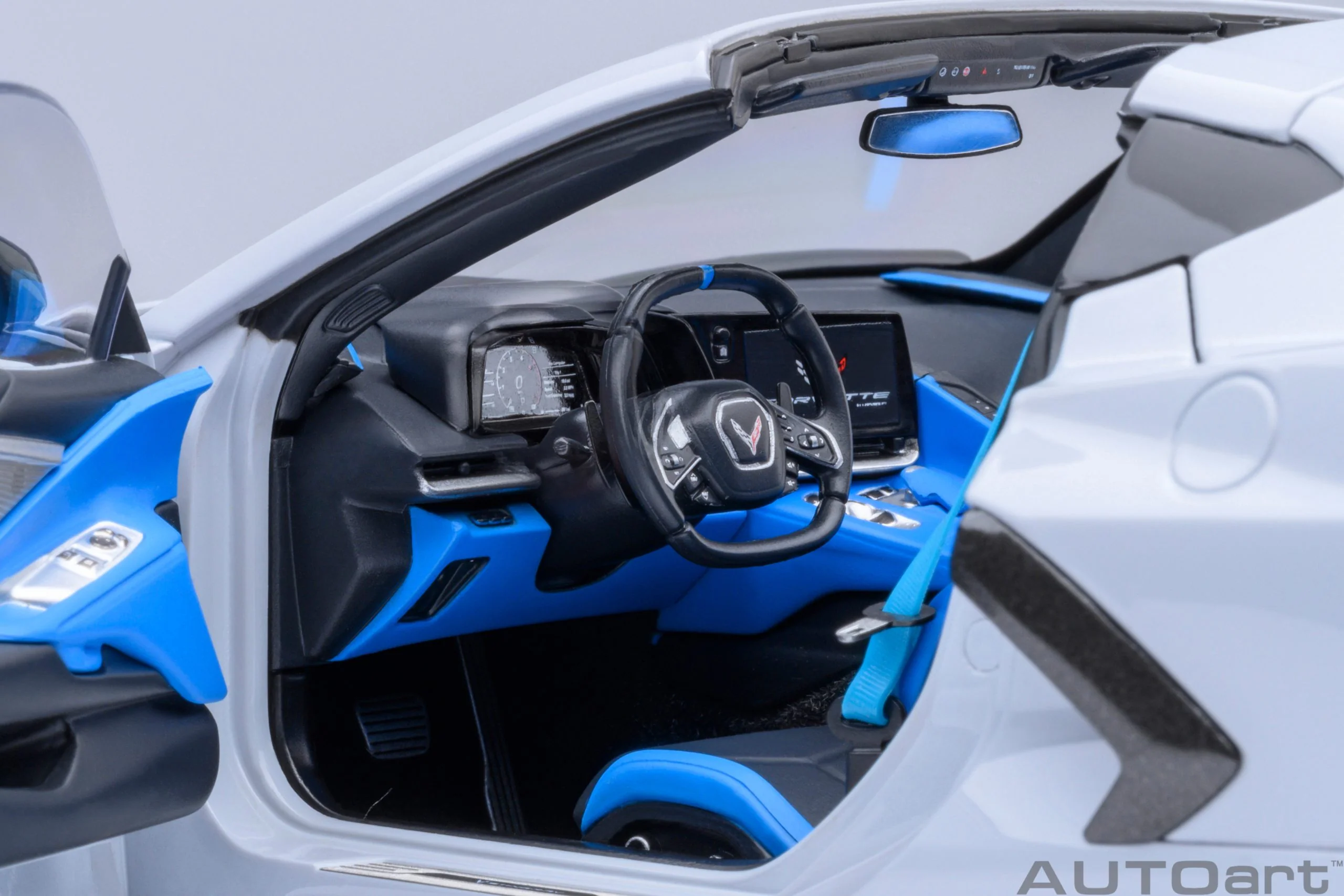 AUTOart 2020 Chevy Corvette C8 Z51 Ceramic Matrix Grey Metallic 1:18 - Image 10