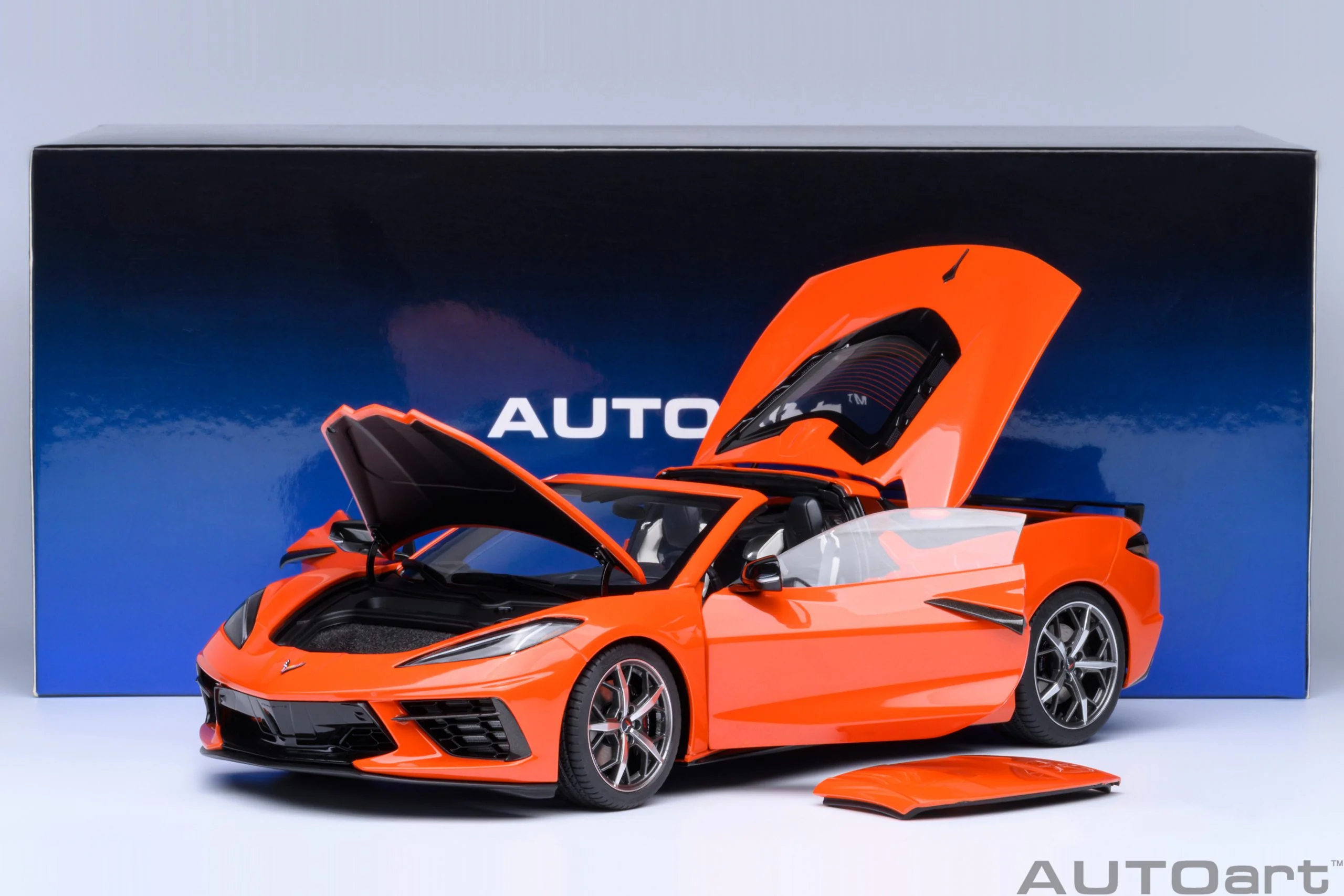 AUTOart Chevy Corvette C8 Z51 Sebring Orange 1:18 - Image 22