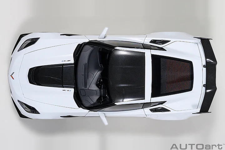 AUTOart Chevy Corvette ZR1 Arctic White 1:18 - Image 7