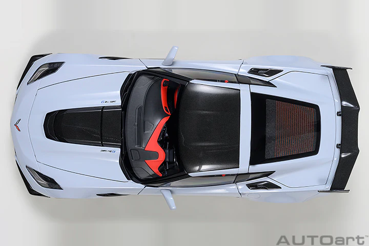 AUTOart 2019 Chevy Corvette ZR1 Ceramic Matrix Grey Metallic 1:18 - Image 8