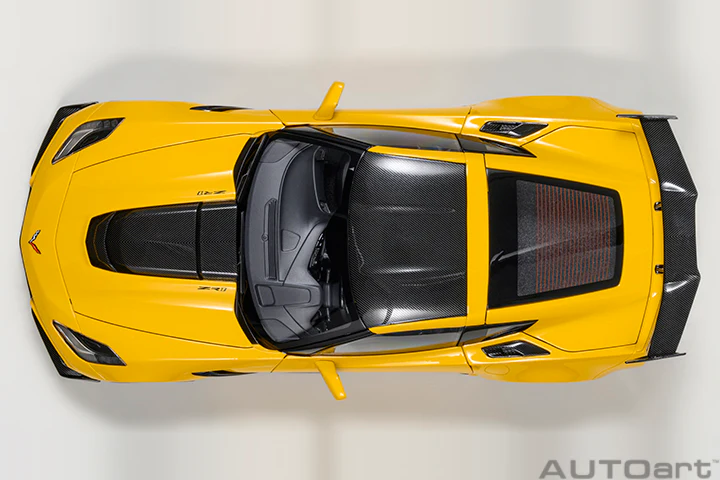AUTOart Chevy Corvette ZR1 Corvette Racing Yellow Tintcoat 1:18 - Image 7