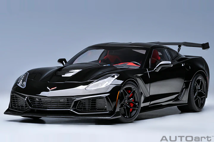 AUTOart Chevy Corvette ZR1 Gloss Black 1:18 - Image 17