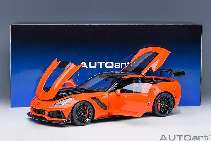 AUTOart Chevy Corvette ZR1 Sebring Orange Tintcoat 1:18 - Image 16