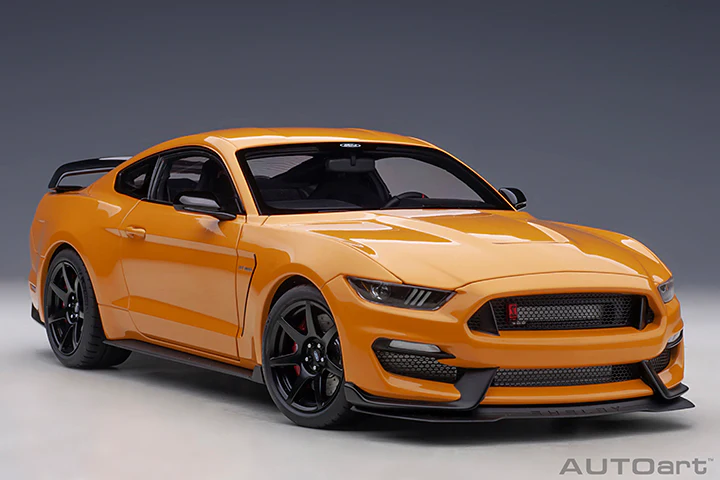 AUTOart Ford Shelby Mustang GT350-R Fury Orange 1:18 - Image 13