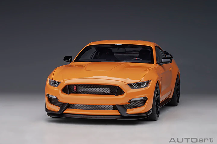 AUTOart Ford Shelby Mustang GT350-R Fury Orange 1:18 - Image 15