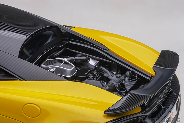 AUTOart Mclaren 600LT Coupe Sicilian Yellow 1:18 - Image 12