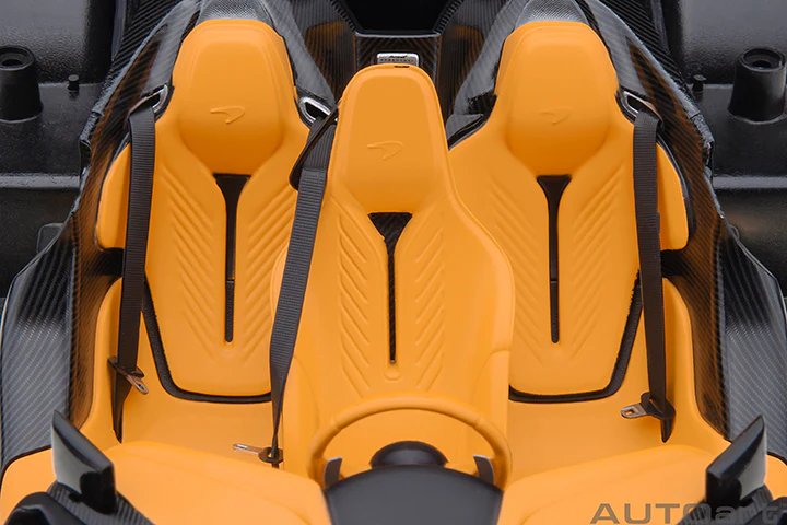 AUTOart Mclaren Speedtail Lantana Purple 1:18 - Image 19