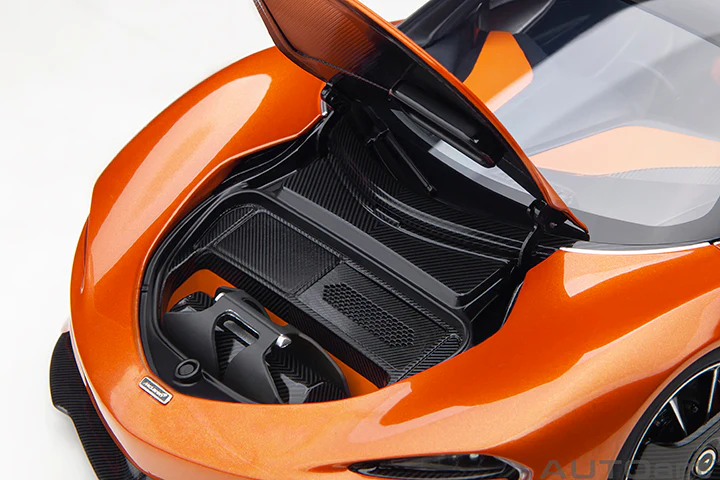 AUTOart Mclaren Speedtail Volcano Orange 1:18 - Image 12
