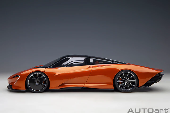 AUTOart Mclaren Speedtail Volcano Orange 1:18 - Image 3