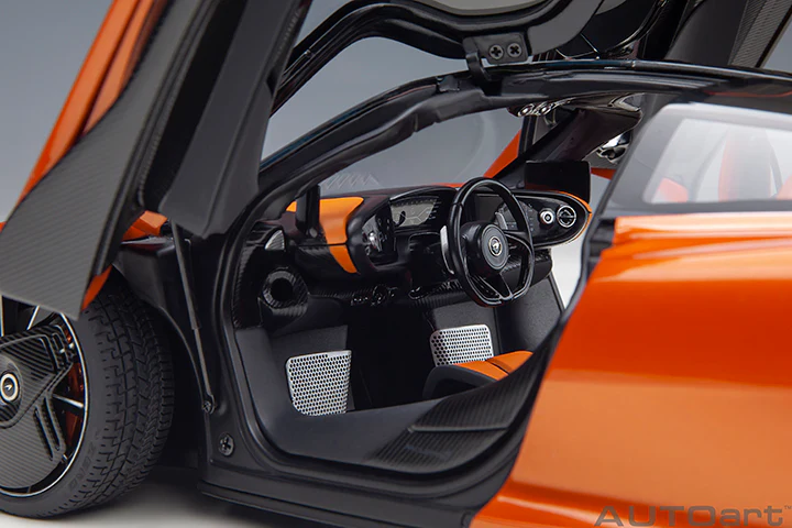 AUTOart Mclaren Speedtail Volcano Orange 1:18 - Image 9