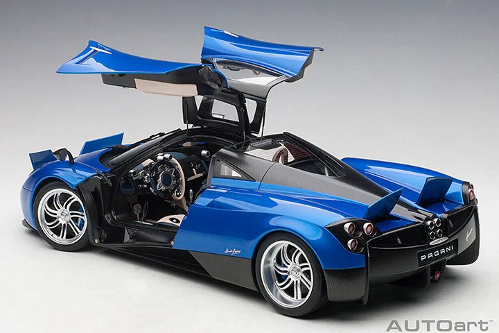 AUTOart Pagani Huayra Blue Metallic w/ Silver Wheels 1:12 - Image 11