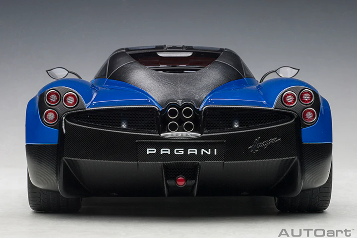 AUTOart Pagani Huayra Blue Metallic w/ Silver Wheels 1:12 - Image 6