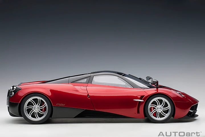 AUTOart Pagani Huayra Red Metallic w/ Silver Wheels 1:12 - Image 4