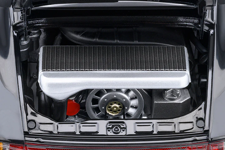 AUTOart Porsche 911 (930) Turbo 'Wangan Midnight" Blackbird Black 1:18 - Image 12