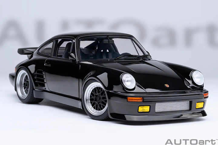 AUTOart Porsche 911 (930) Turbo 'Wangan Midnight" Blackbird Black 1:18 - Image 17