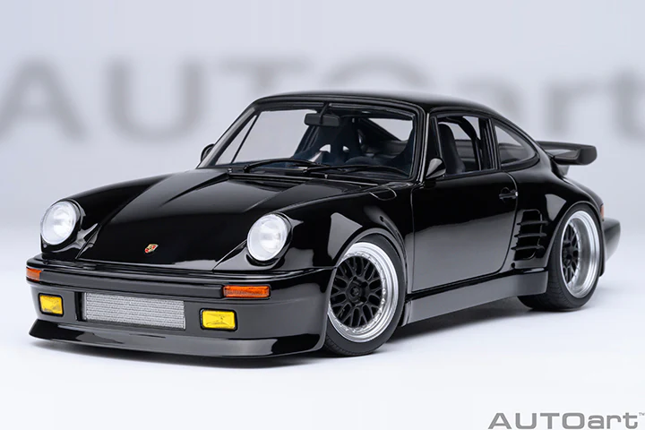 AUTOart Porsche 911 (930) Turbo 'Wangan Midnight" Blackbird Black 1:18 - Image 18