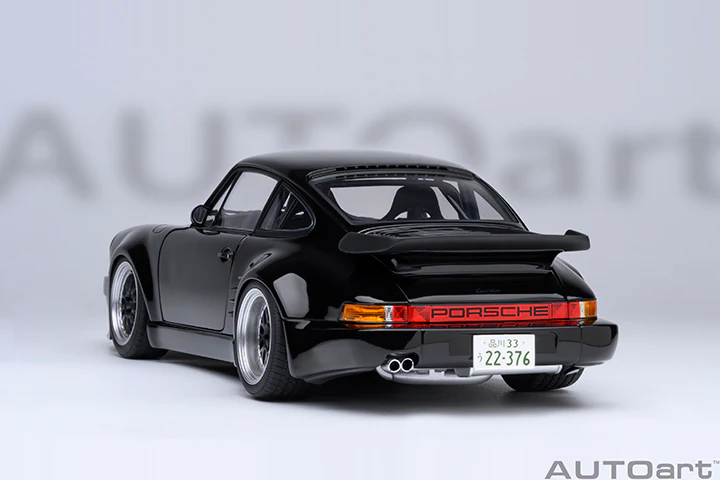 AUTOart Porsche 911 (930) Turbo 'Wangan Midnight" Blackbird Black 1:18 - Image 20