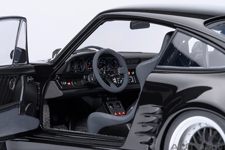 AUTOart Porsche 911 (930) Turbo 'Wangan Midnight" Blackbird Black 1:18 - Image 9