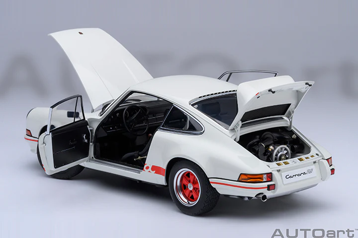 AUTOart Porsche 911 Carrera 2.7 RS Grand Prix White w/ Red Deco and Wheels 1:18 - Image 17