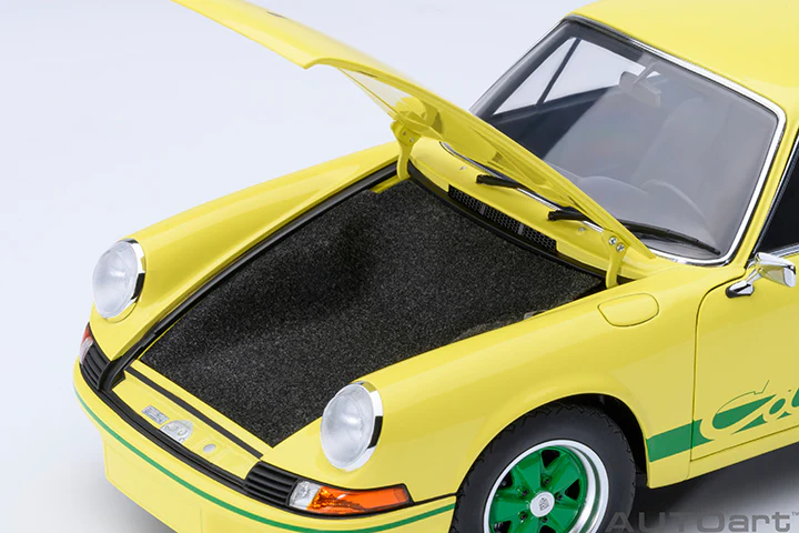AUTOart Porsche 911 Carrera 2.7 RS Light Yellow w/ Green Deco and Wheels 1:18 - Image 11