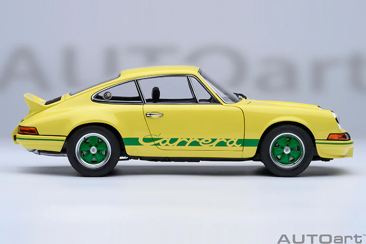 AUTOart Porsche 911 Carrera 2.7 RS Light Yellow w/ Green Deco and Wheels 1:18 - Image 4