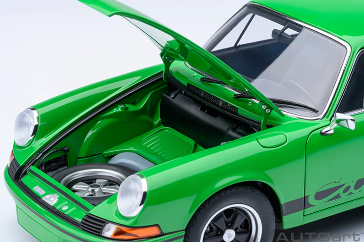 AUTOart Porsche 911 Carrera 2.7 RS Viper Green w/ Black Deco and Wheels 1:18 - Image 12