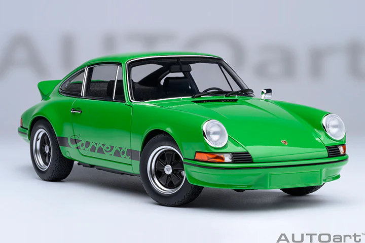 AUTOart Porsche 911 Carrera 2.7 RS Viper Green w/ Black Deco and Wheels 1:18 - Image 19