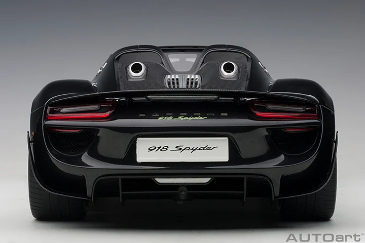 AUTOart Porsche 918 Spyder Weissach Package, Basaltschwarzmetallic (Black Metallic) 1:12 - Image 8