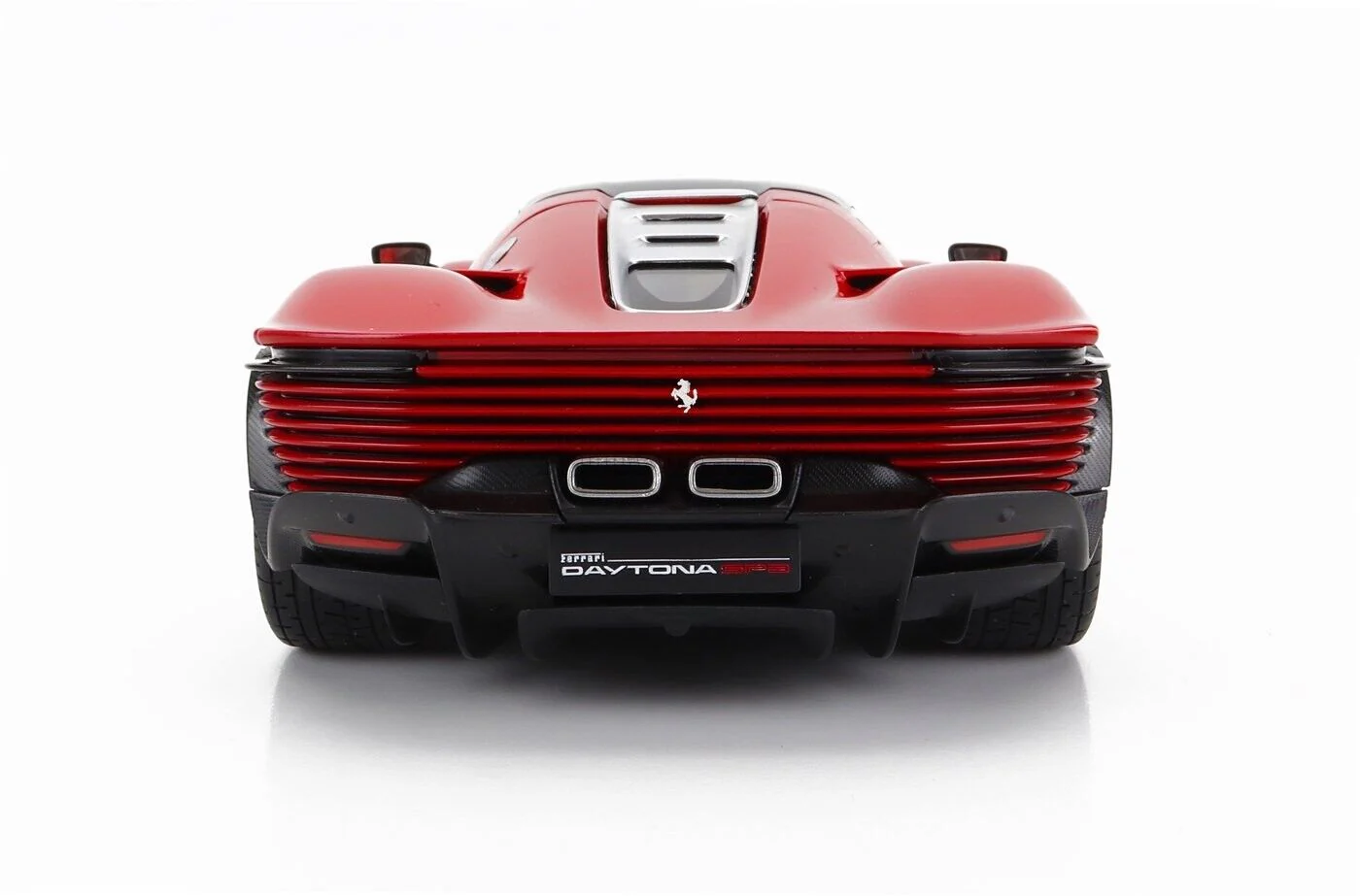 Bburago 2022 Ferrari Daytona SP3 Closed (Removable) Roof Rossa Corsa Ferrari Red 1:18 - Image 14