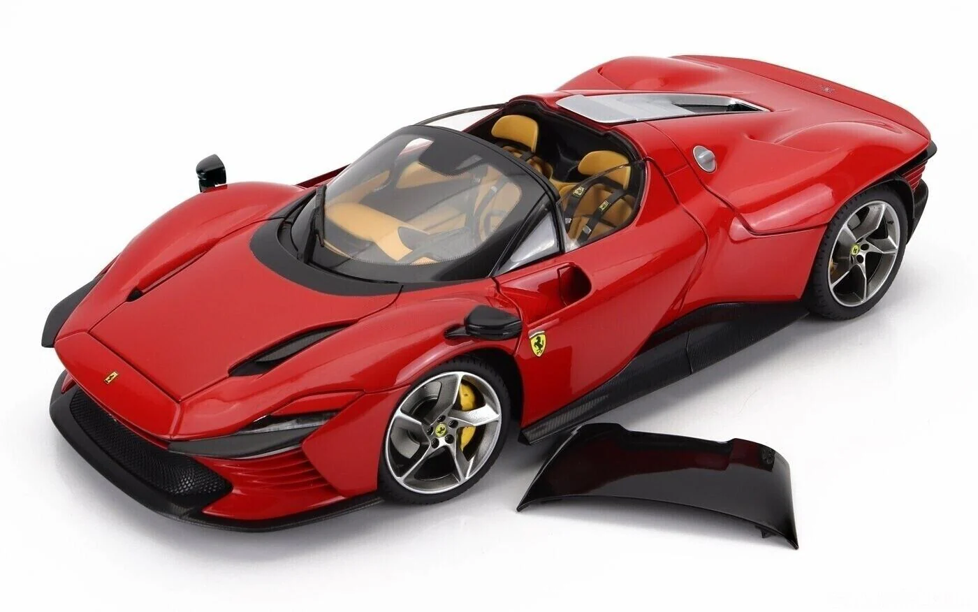 Bburago 2022 Ferrari Daytona SP3 Closed (Removable) Roof Rossa Corsa Ferrari Red 1:18 - Image 4