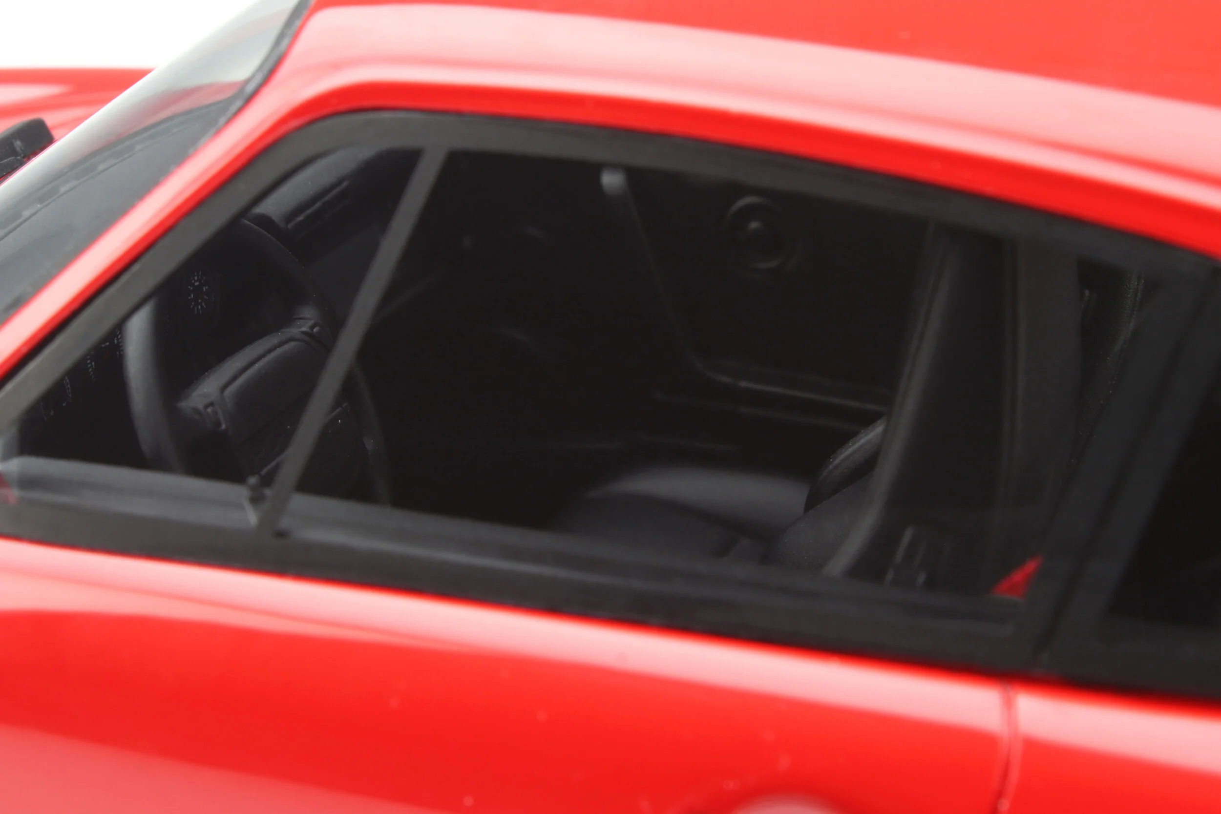 GT Spirit 1994 Porsche 911 (964) Turbo S Flachbau, Guards Red  1:18 - Image 10